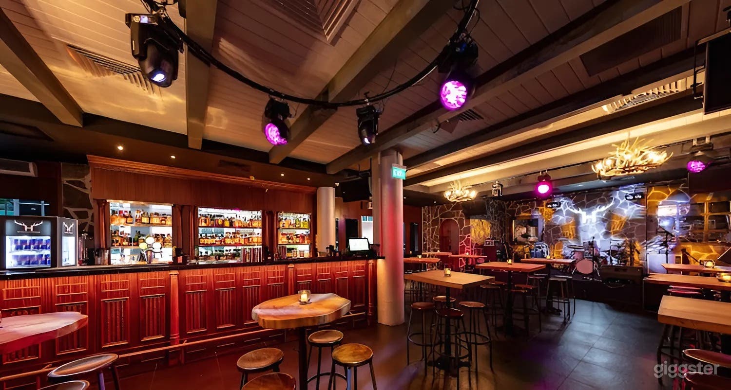Scottish Themed Bar &amp; Restaurant in Singapore Photo 1