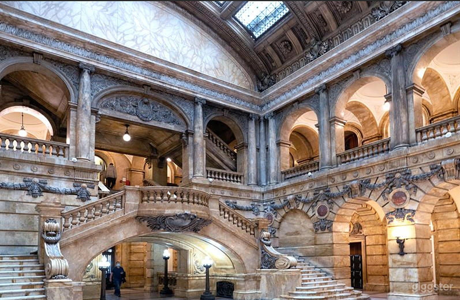 Main Hall – Grand Marble Event Space with High Ceilings Photo 2