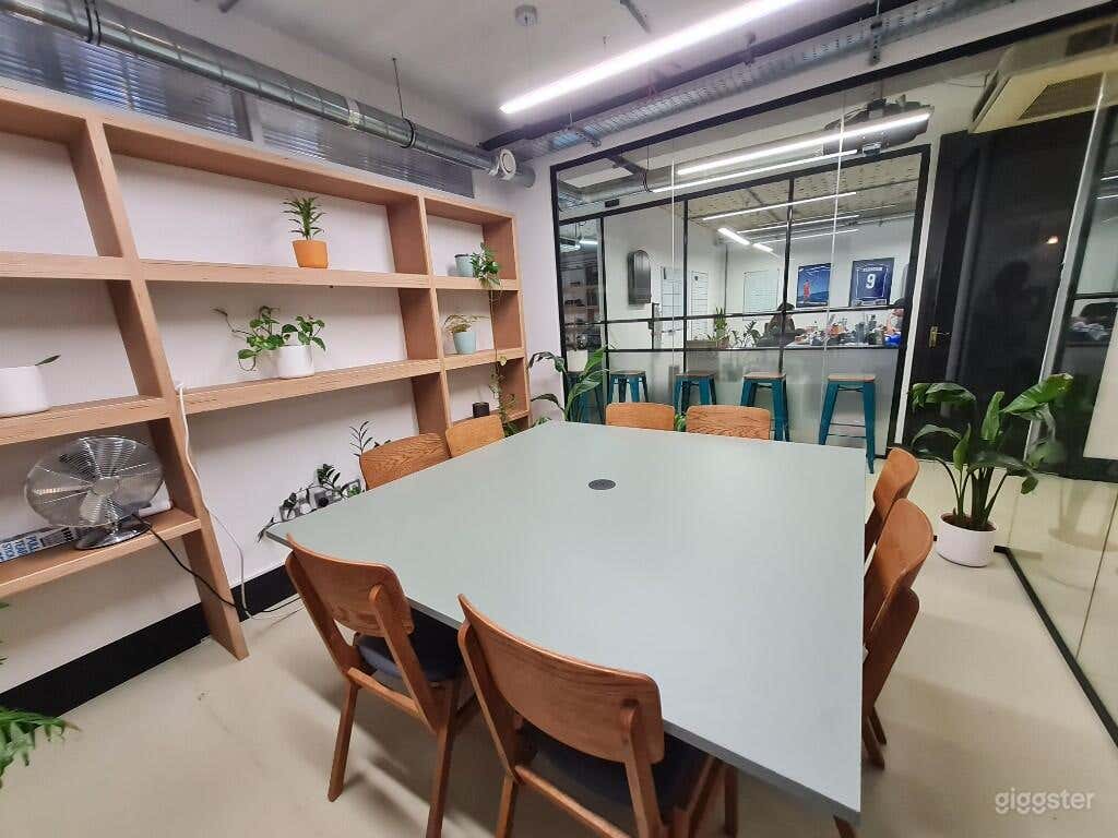 Bonhill | Y2 Meeting Room (6 people) Photo 3