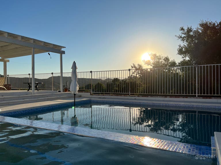  Castaic pool location 