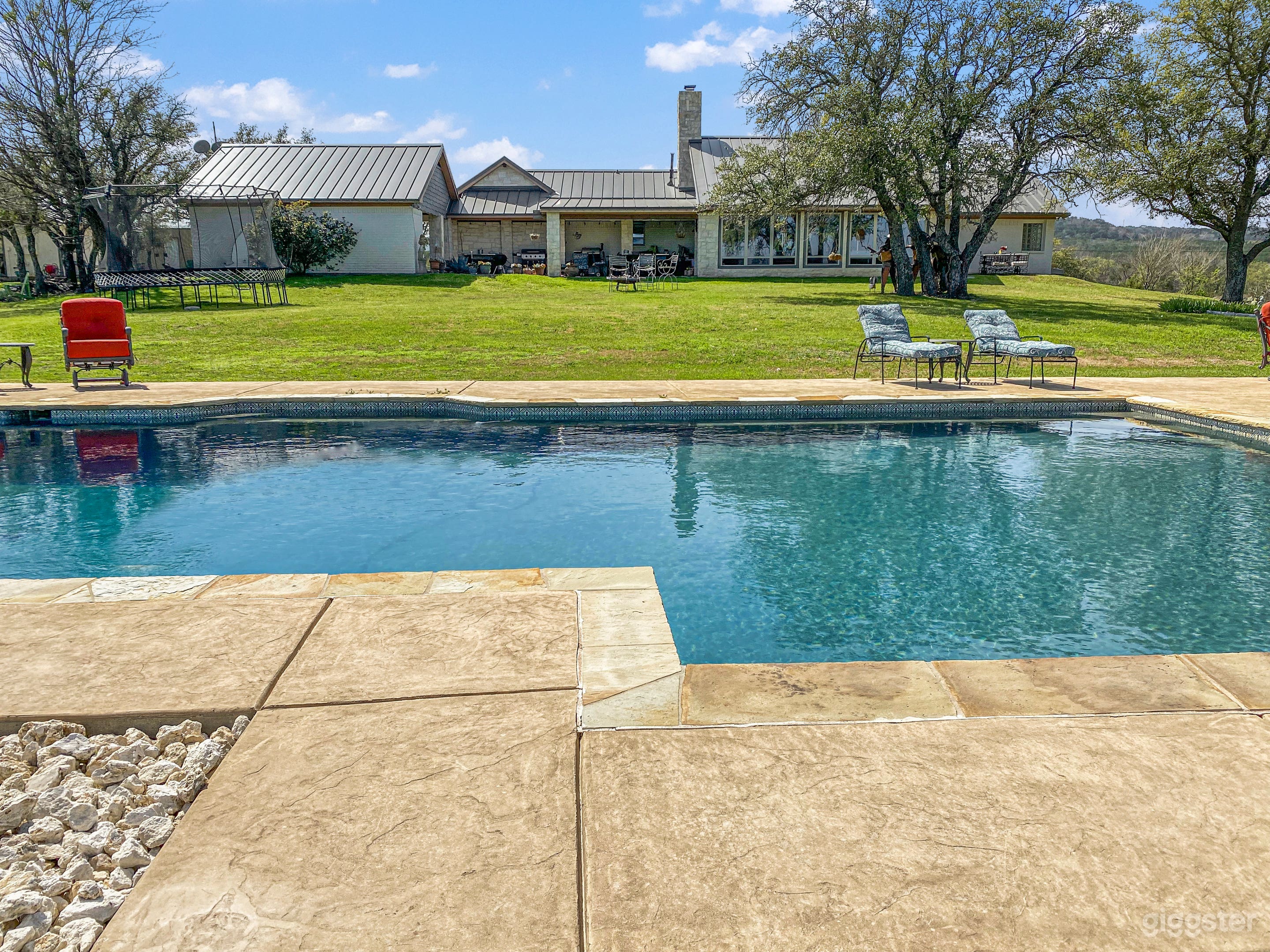 Private 17-Acre Farm Shoot Location w/ Pond &amp; Pool Photo 1