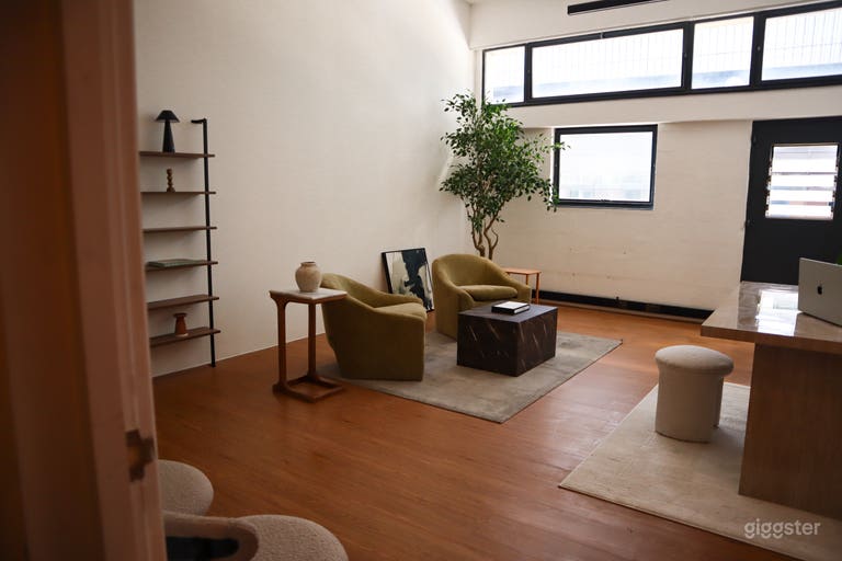  Versatile Office Studio 