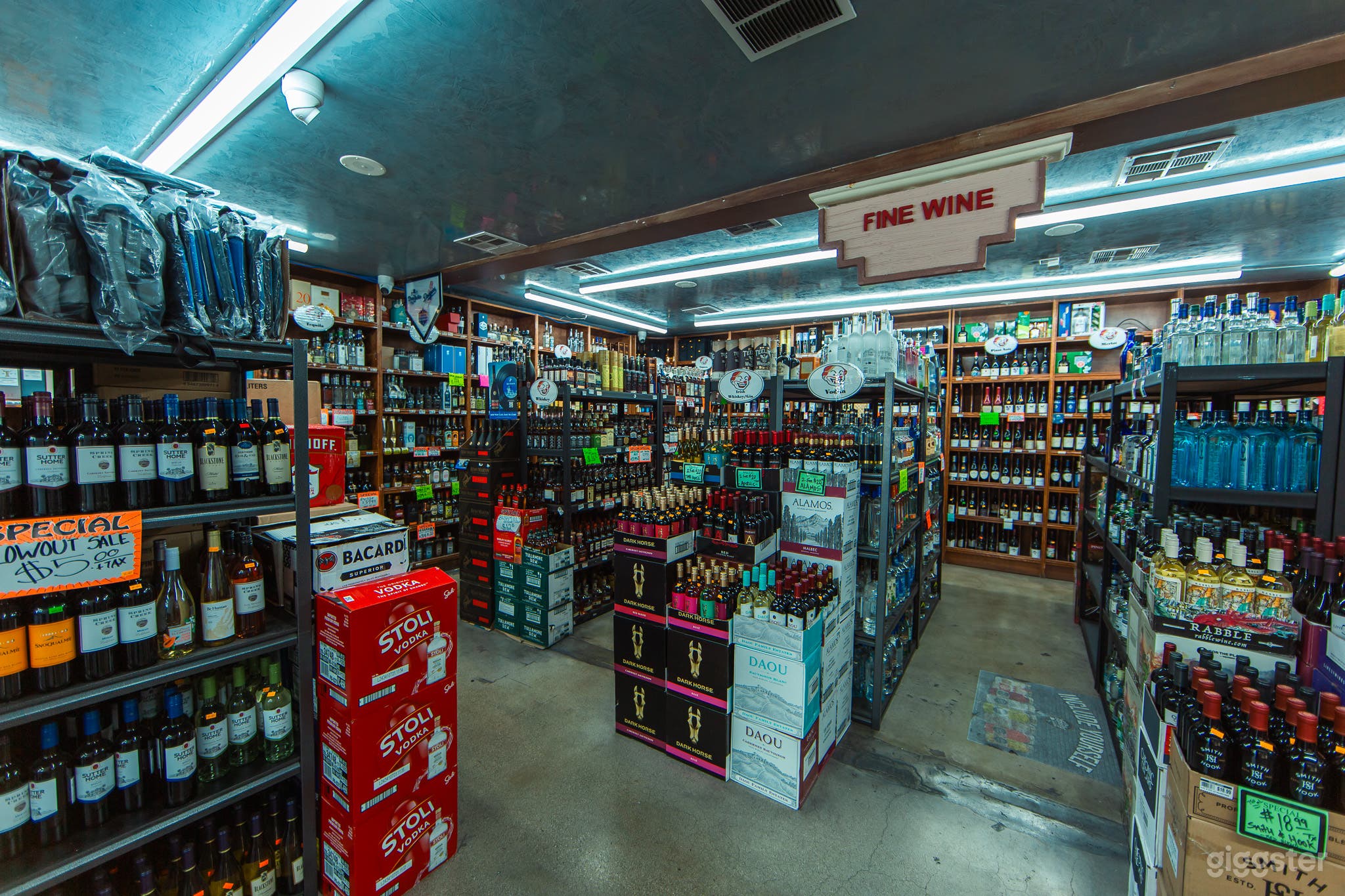 LIQUOR STORE #317 Photo 4