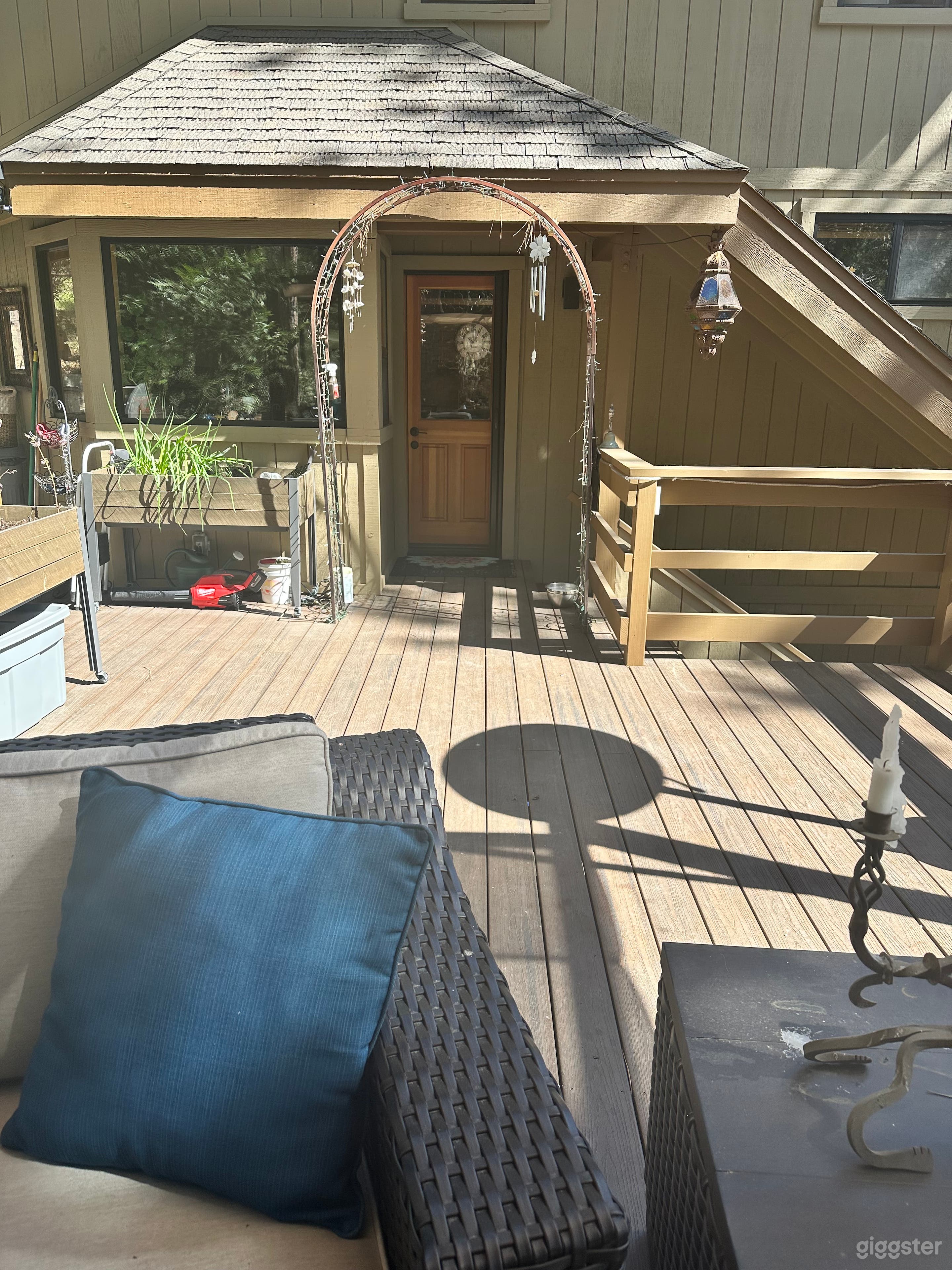 Large Outdoor Deck Photo 4