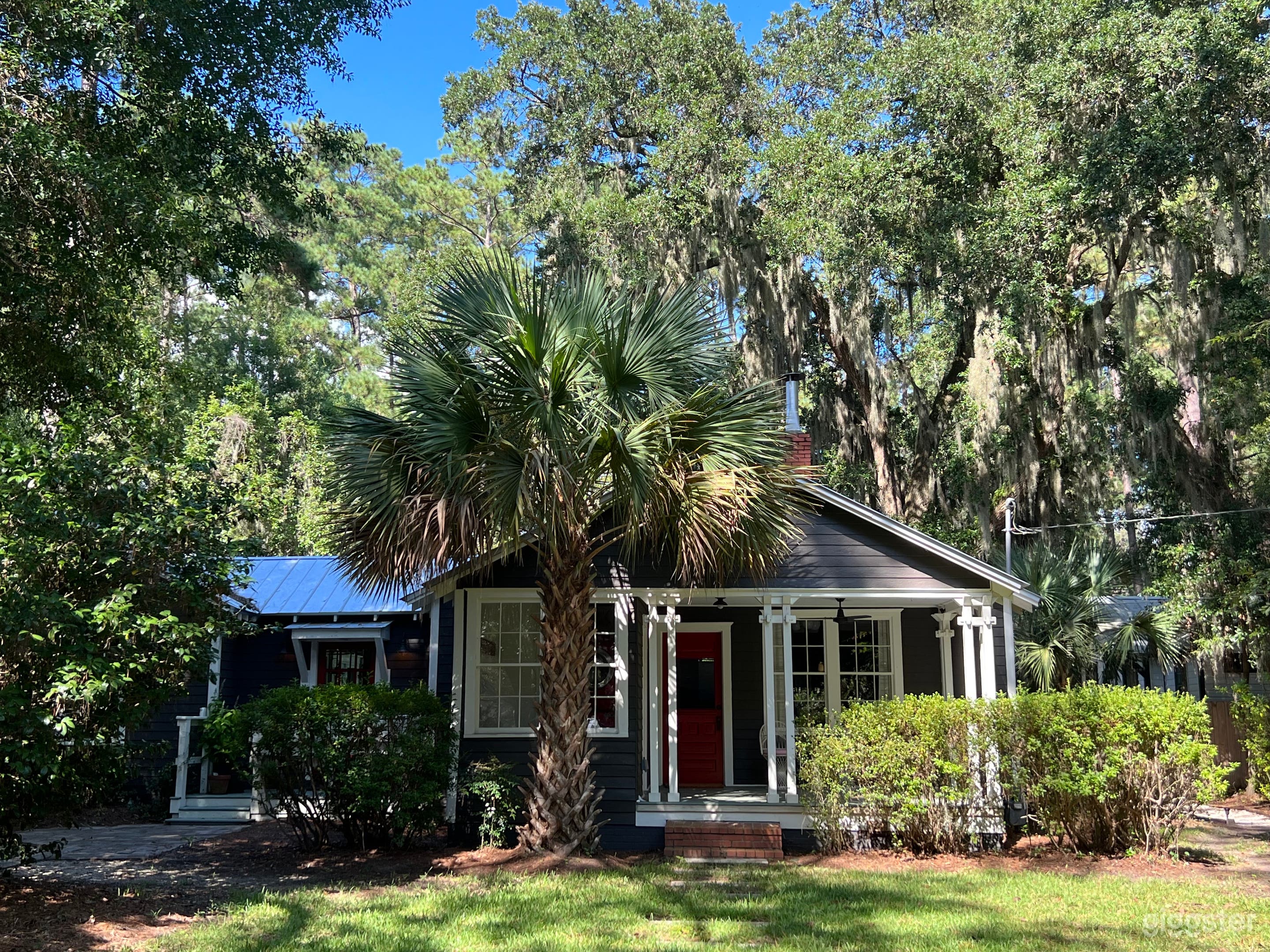 Front of home. Front porch 