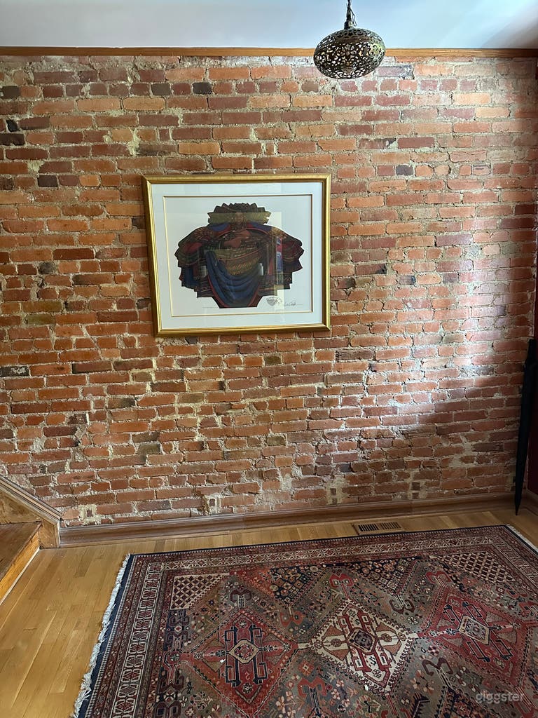  Transitional Contemporary Rowhouse on Capitol Hill 