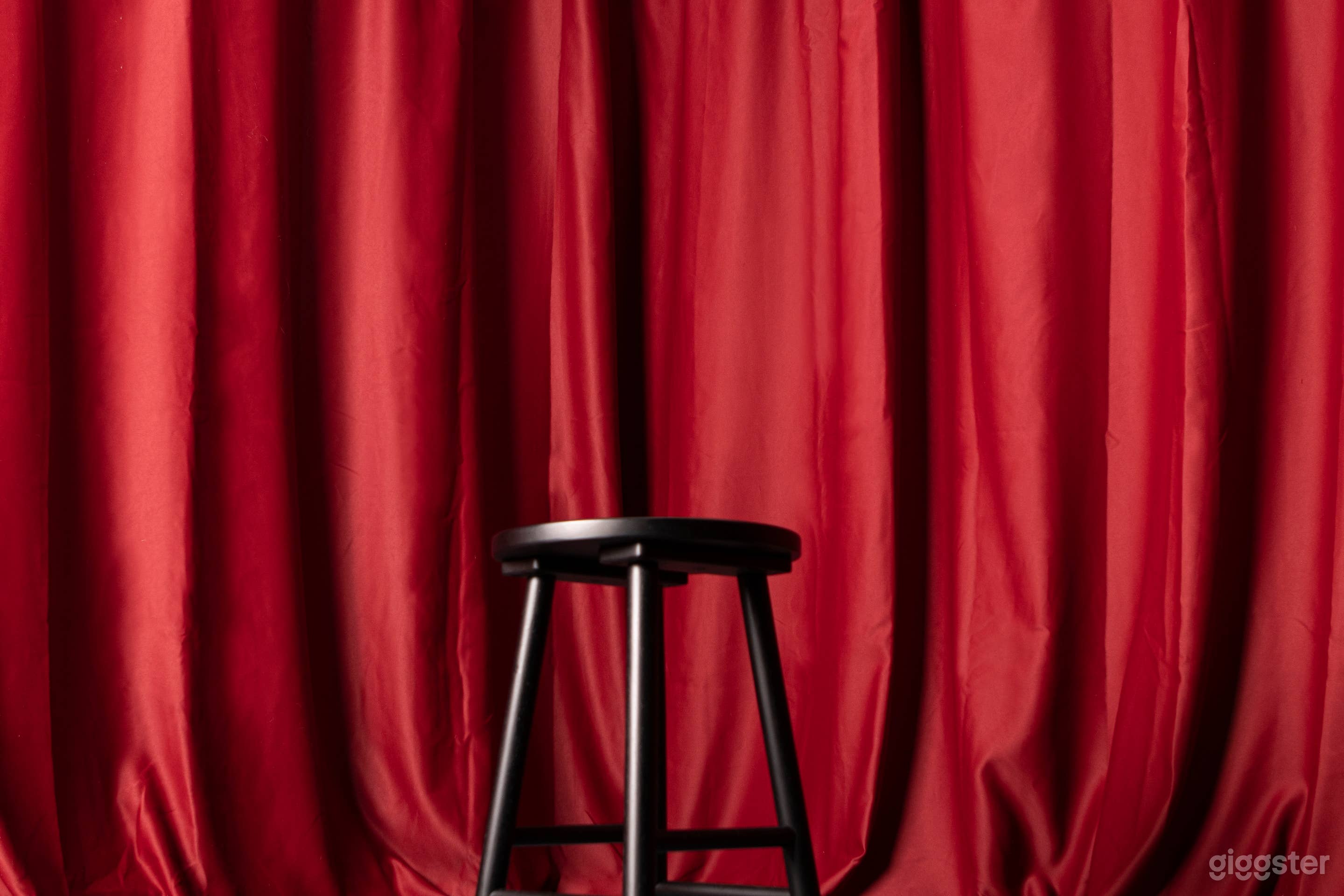 Cozy, Creative Studio Space Photo 2