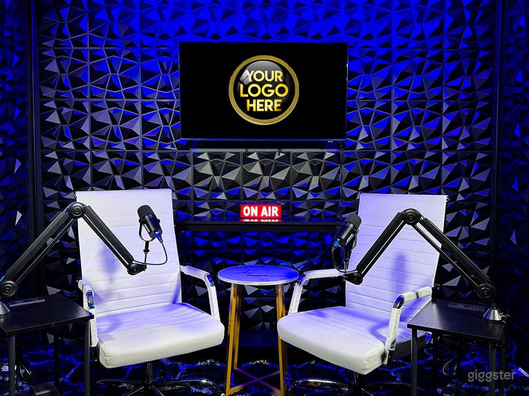  Creative Studio Space for Podcasts & Creators 