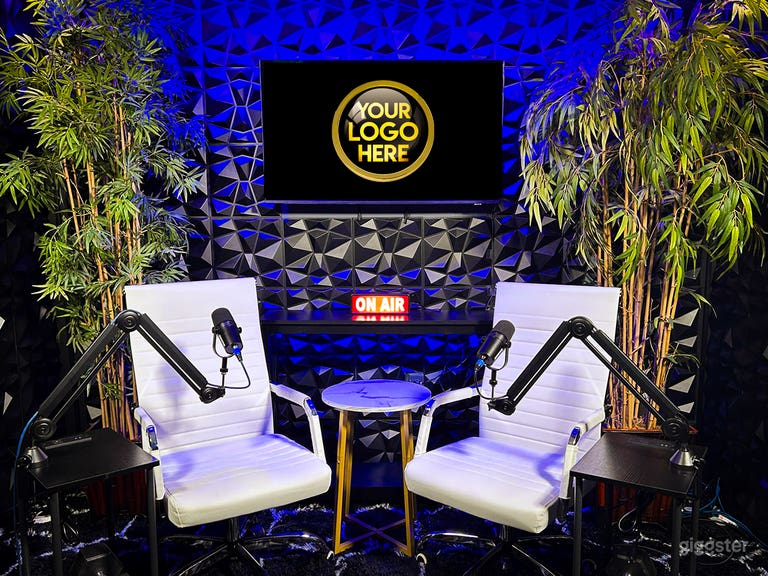  Creative Studio Space for Podcasts & Creators 