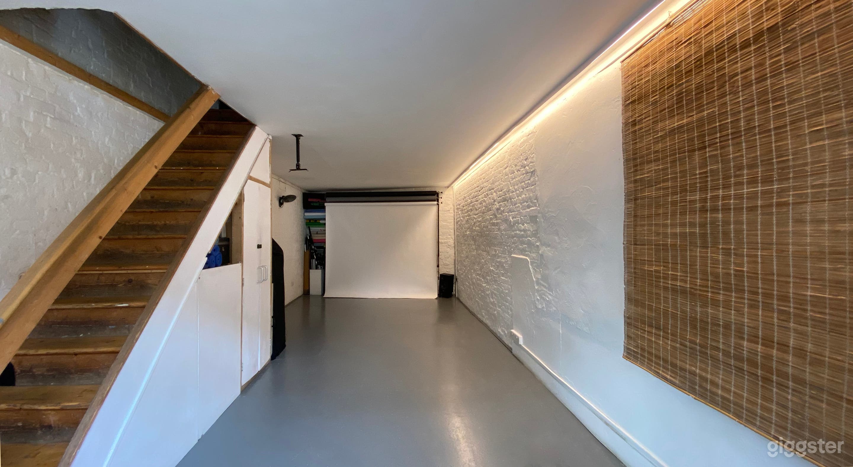 Charming Converted Stables Venue for Dining, Events etc Photo 3