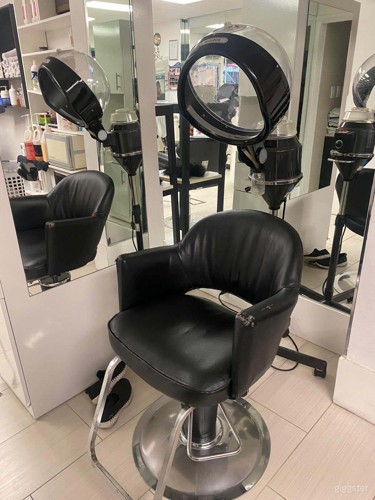 1 drying station located in the back of the salon.