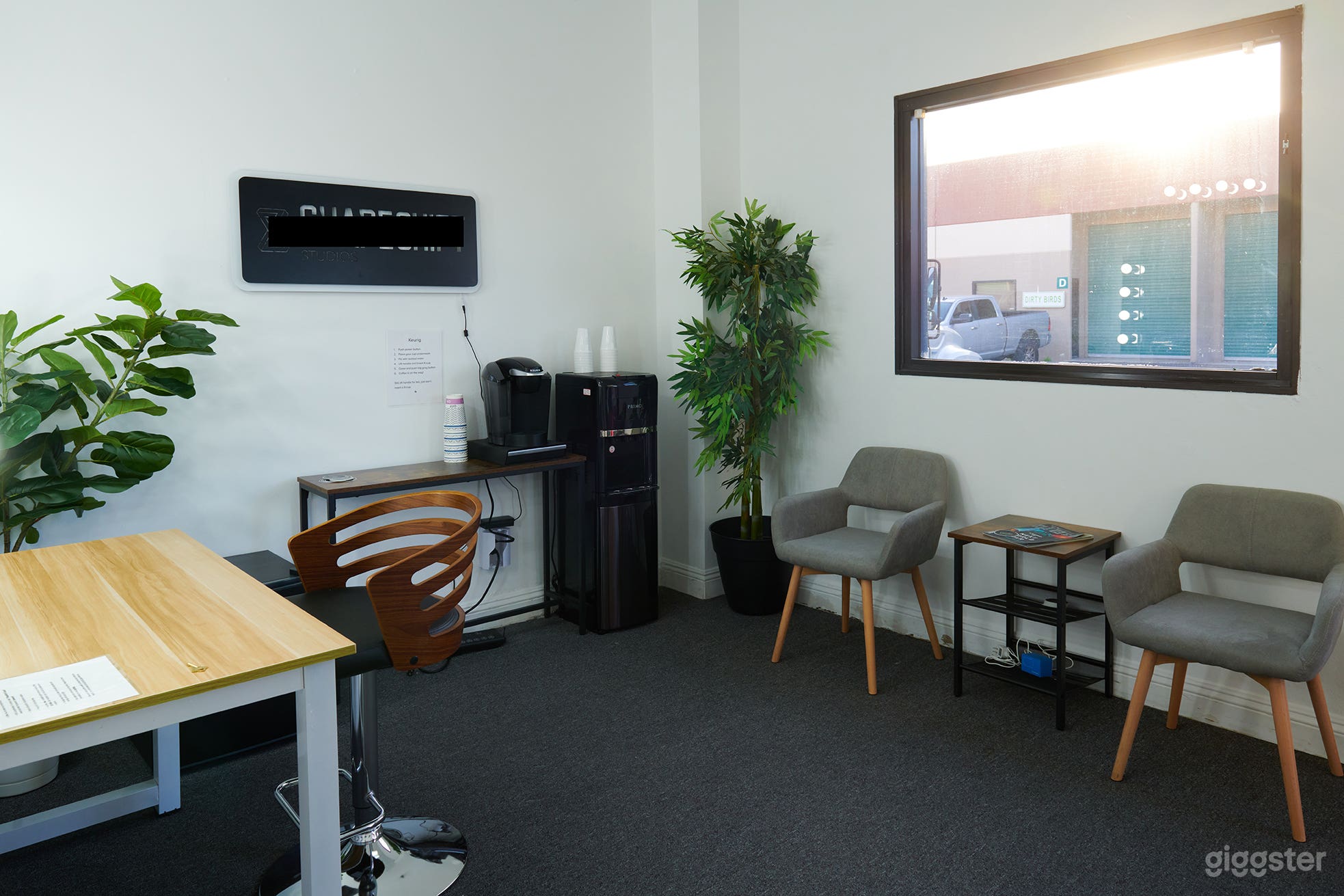 Spacious Private Photo Studio in Surf City Photo 3