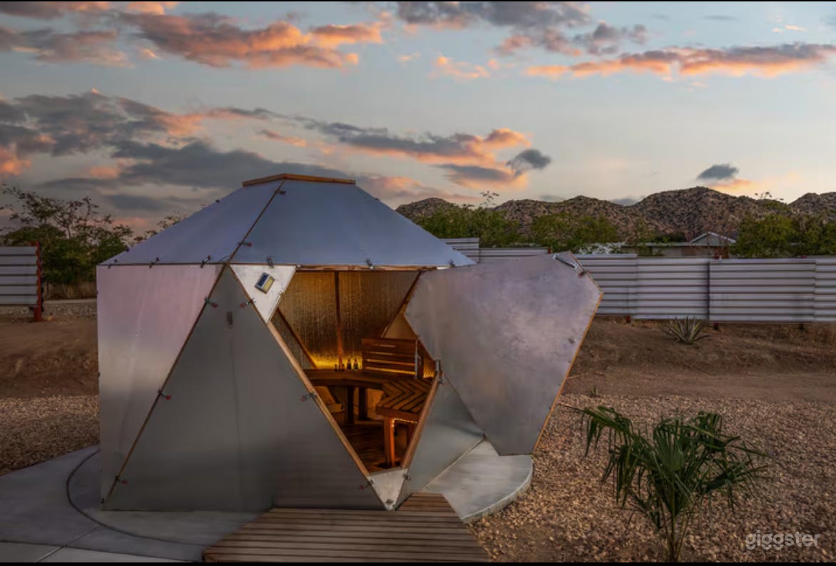 AM/FM Art Music Film Motel, stay, play, create Photo 3