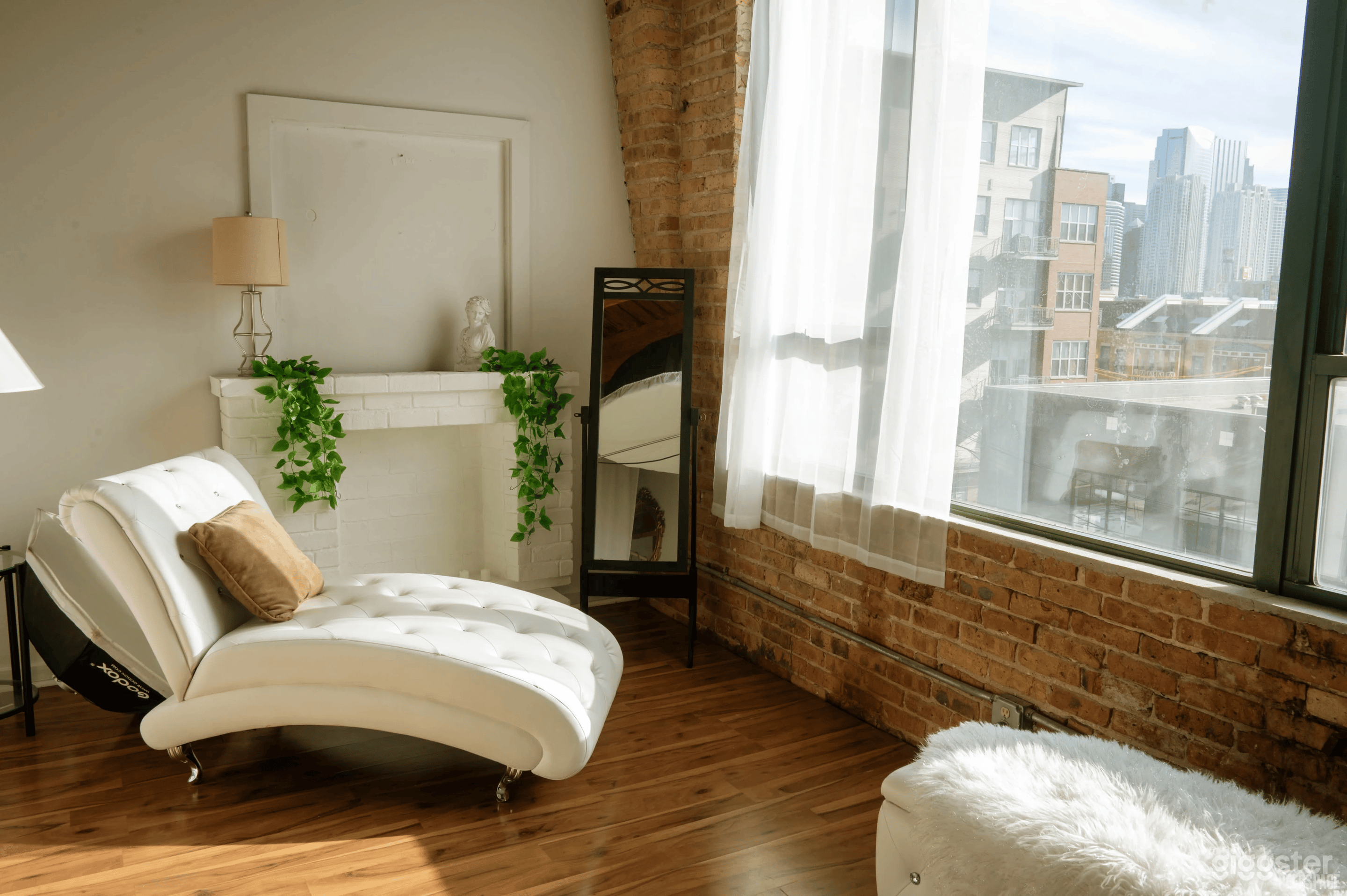 Industrial-Chic Loft w/ Natural Light – Fulton Market Photo 2