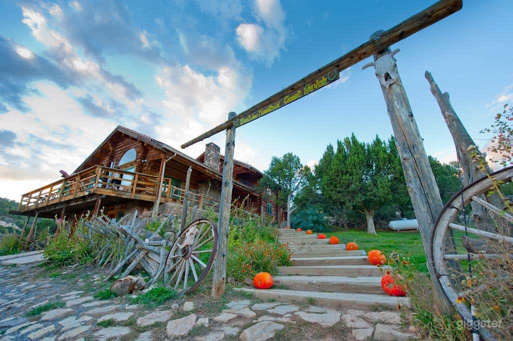 Country Style Event Space with a View of the Garden Photo 4