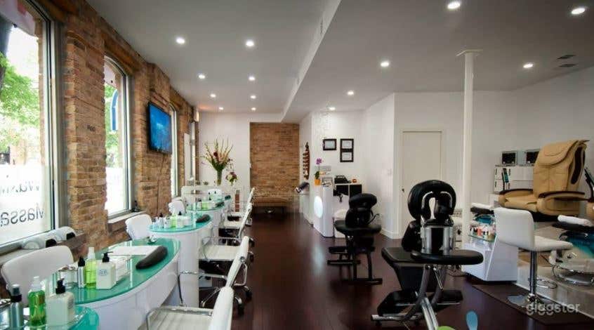 Dazzling Spa &amp; Nail Salon in Chicago Photo 1