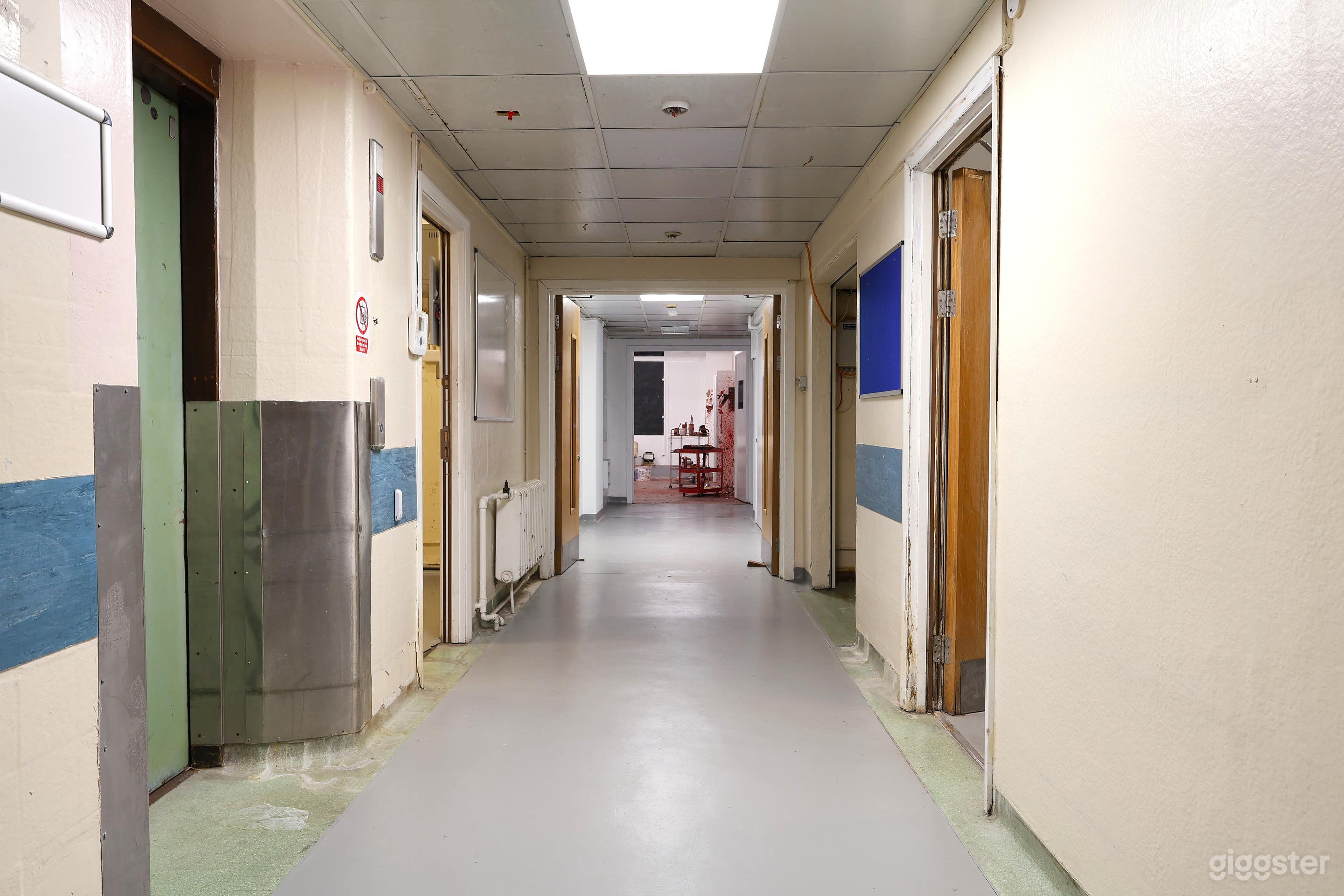 The Old Surgeries Penthouse, London Photo 3