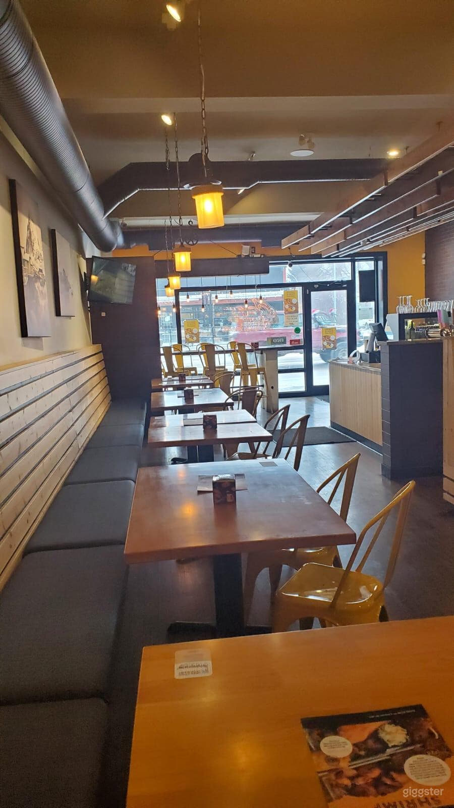 Beautiful Family Restaurant in Calgary Photo 3