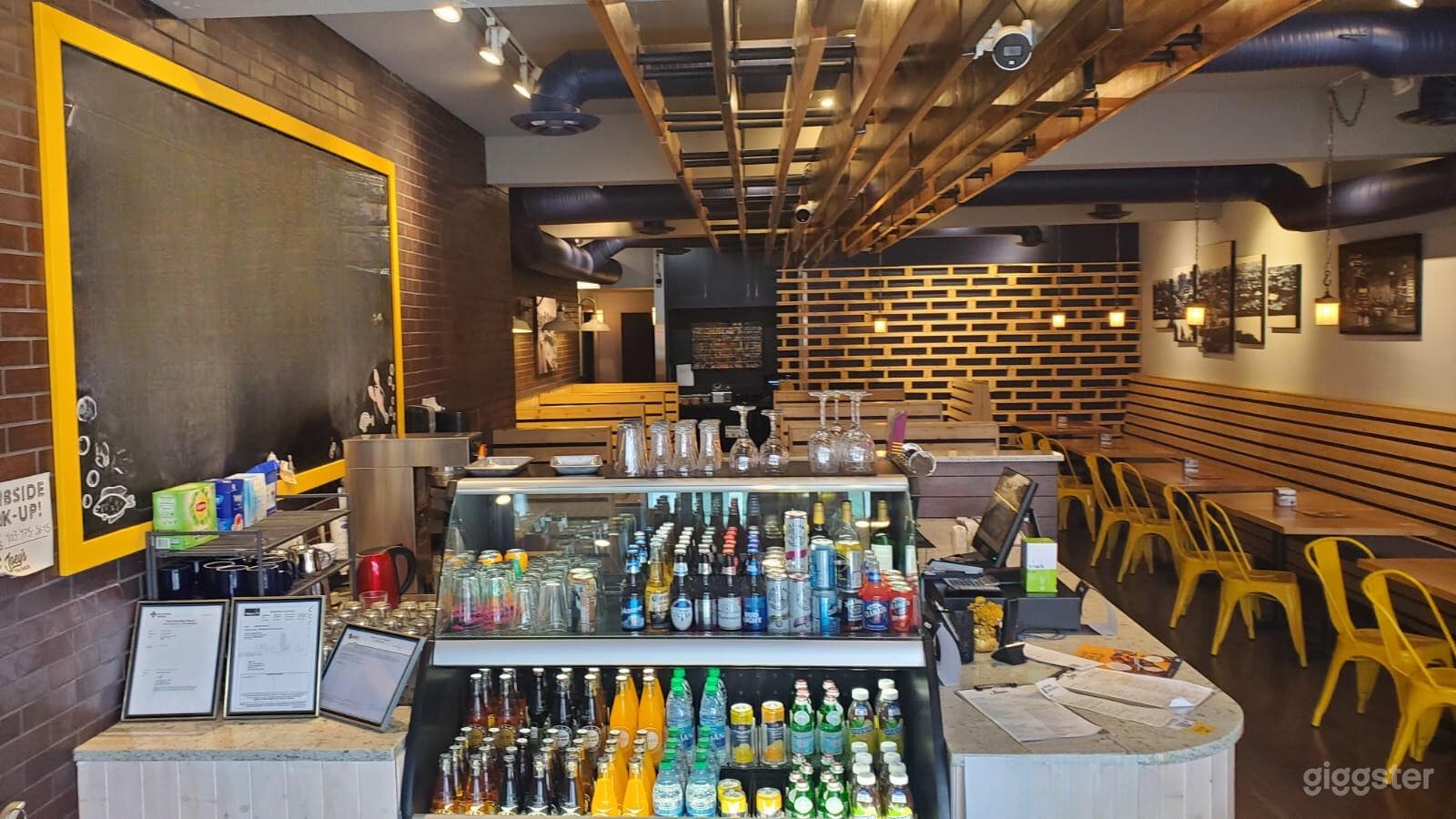 Beautiful Family Restaurant in Calgary Photo 4