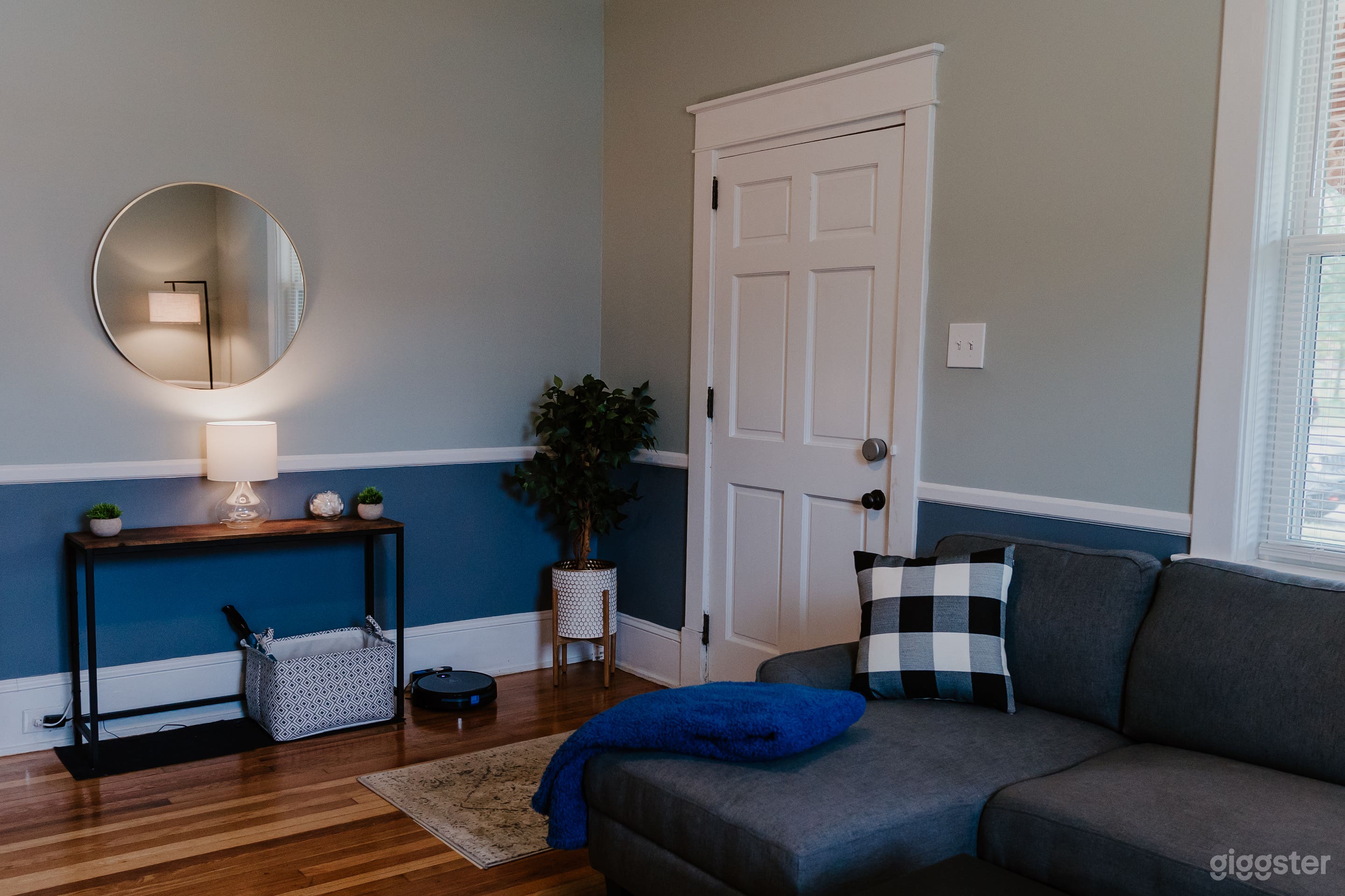 Newly renovated historic millhouse Photo 3