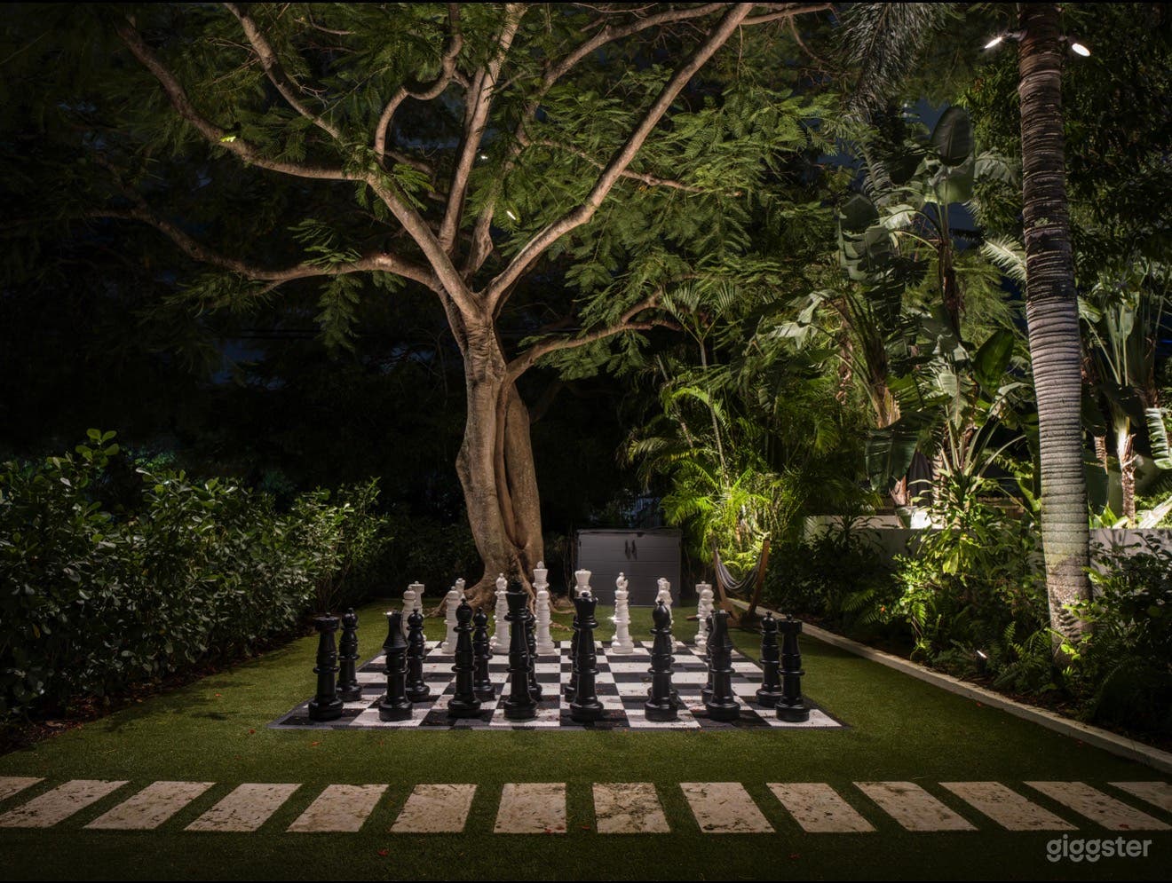 Bright And Sunny House Photo 3