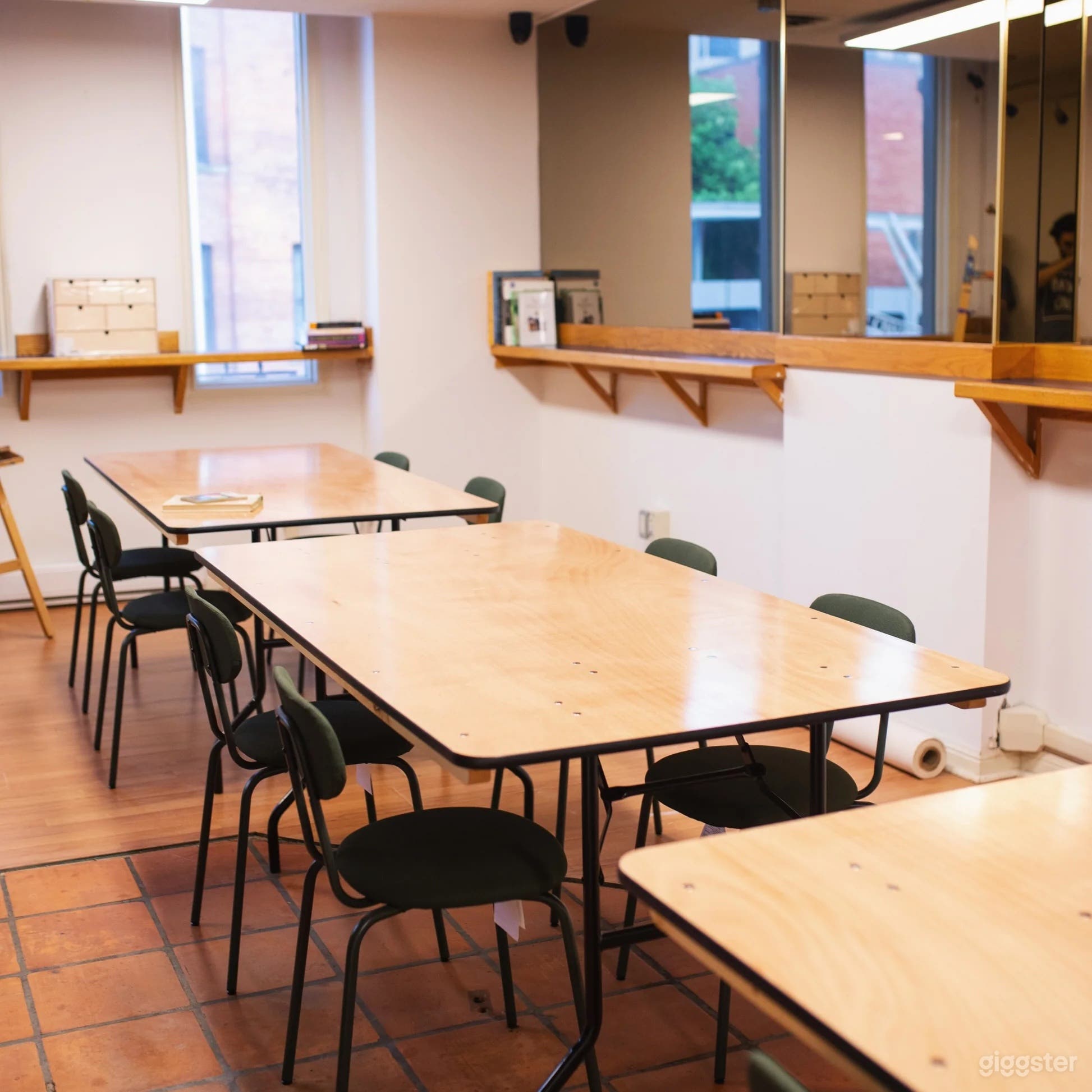 Historic Loft for Workshops &amp; Meetings Photo 2