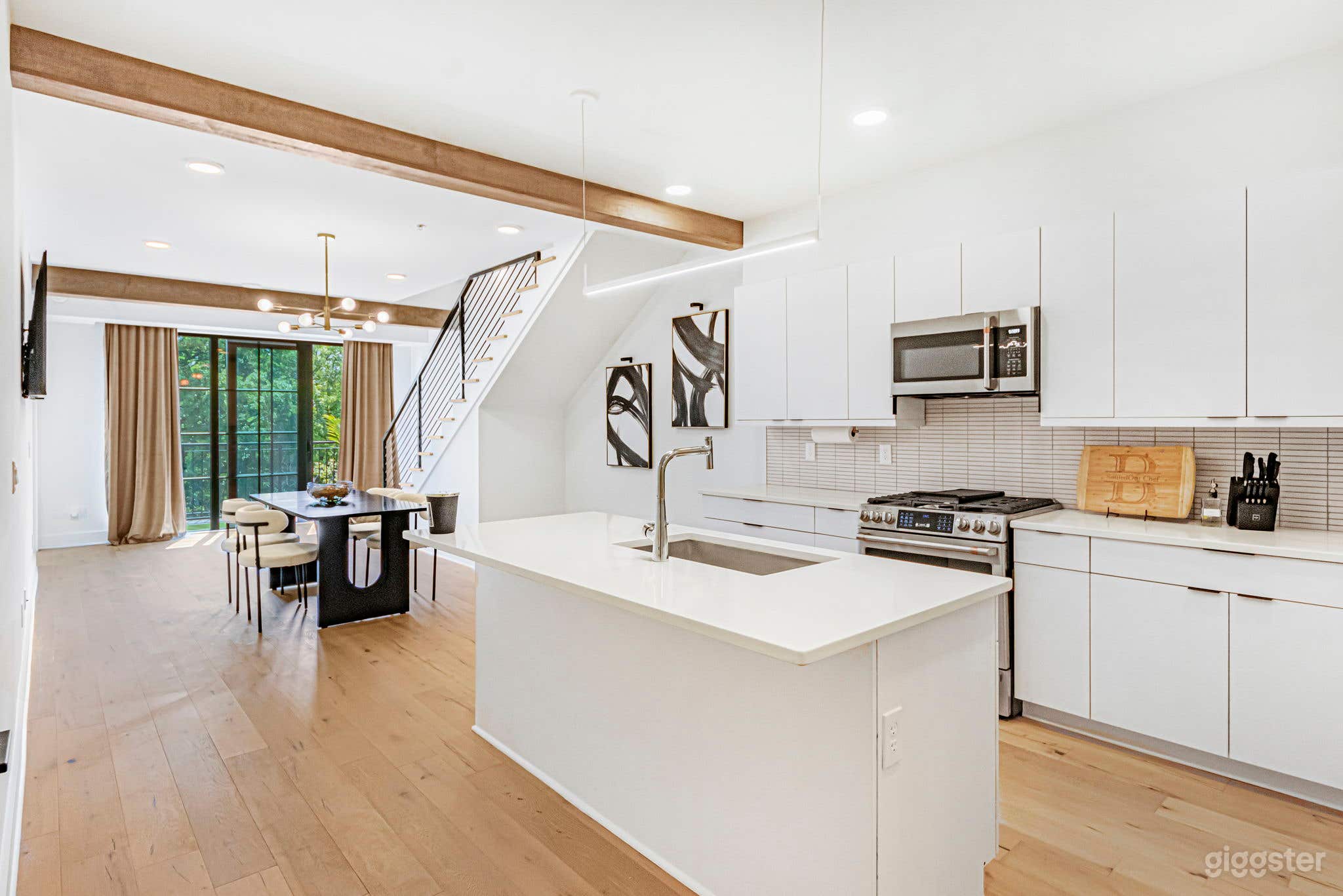 Downtown Atlanta Loft Photo 1