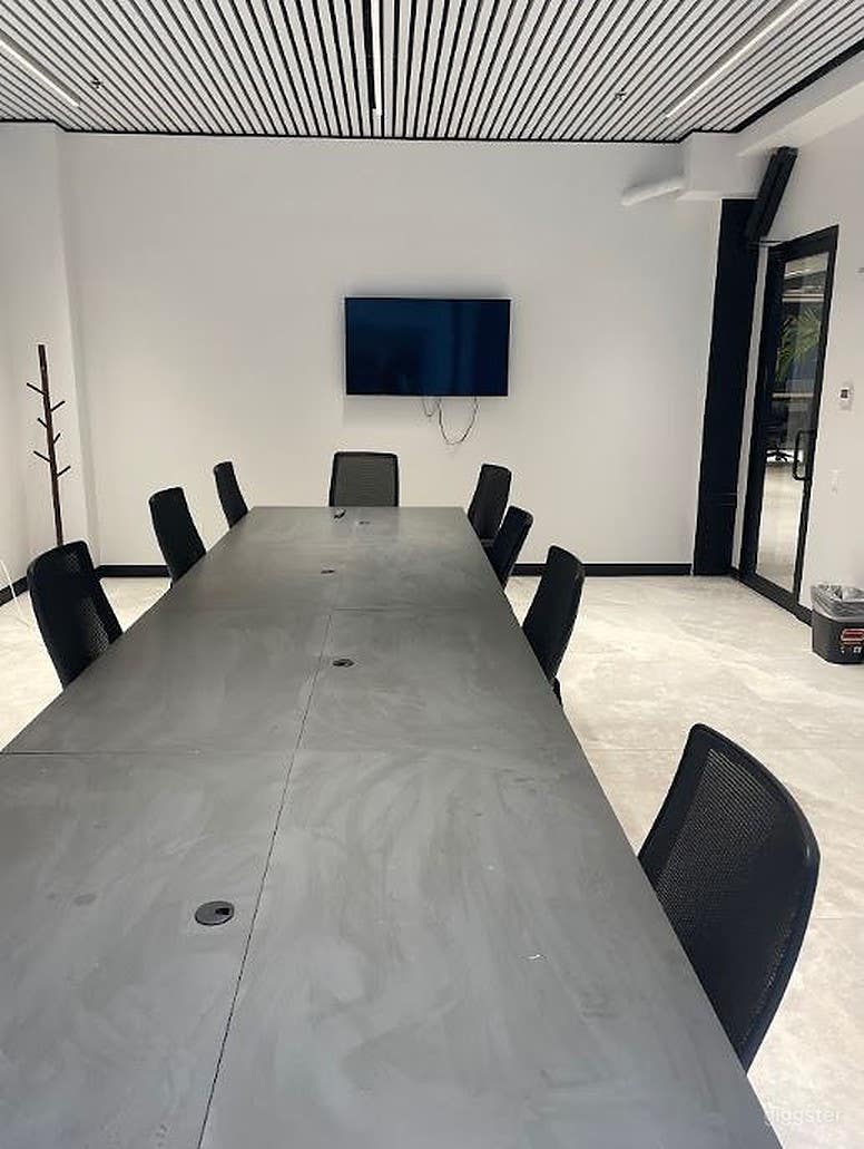 Marvelous Boardroom 2 in NYC Photo 4