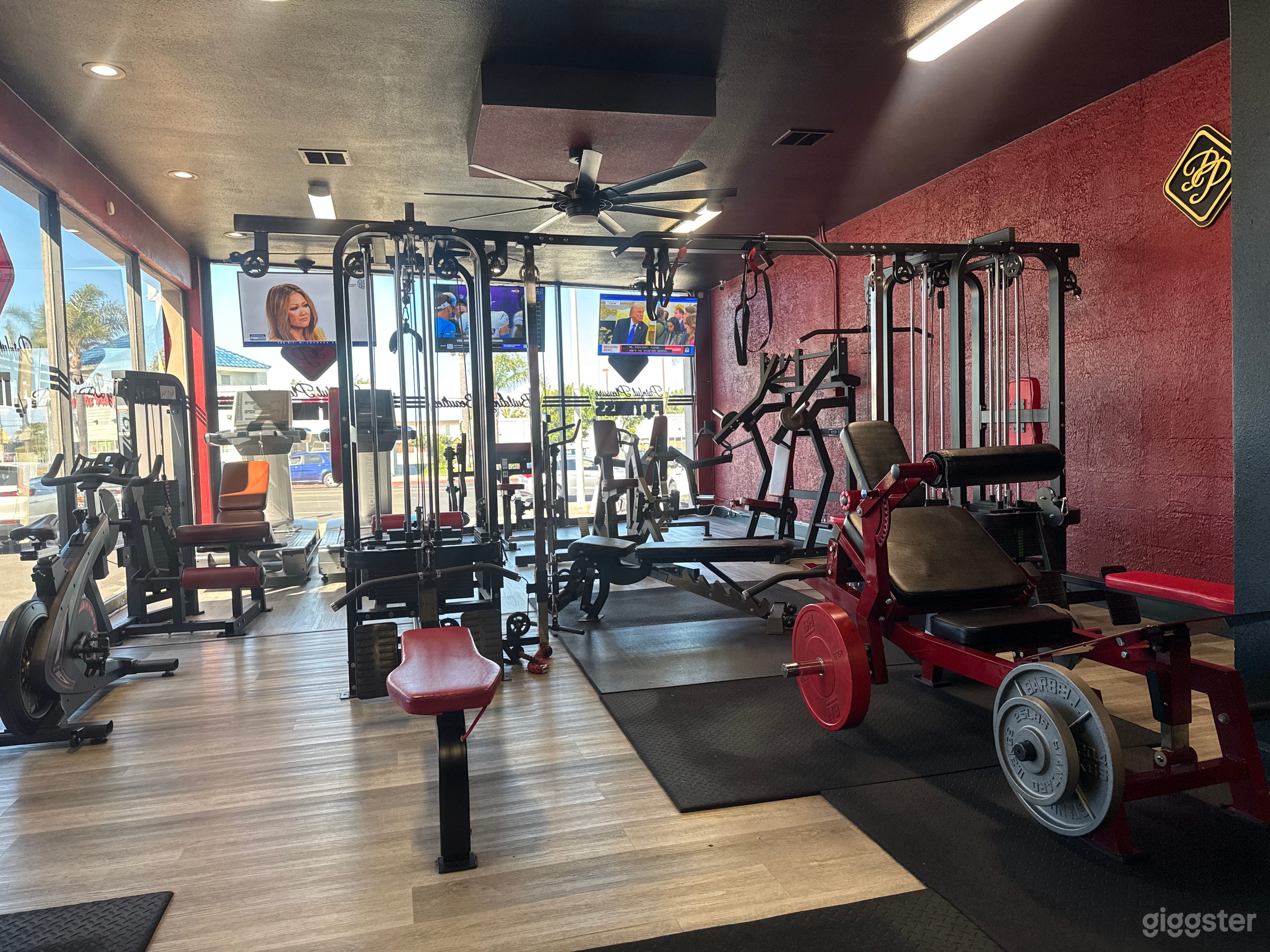 A space where strength meets elegance. Photo 3