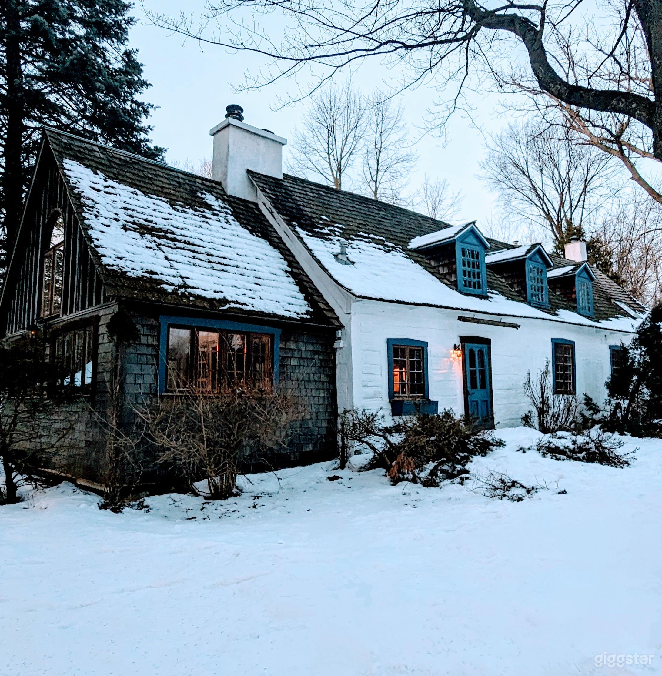 Authentic 1721 Heritage Farmhouse – Featured in X-Men movie Photo 1