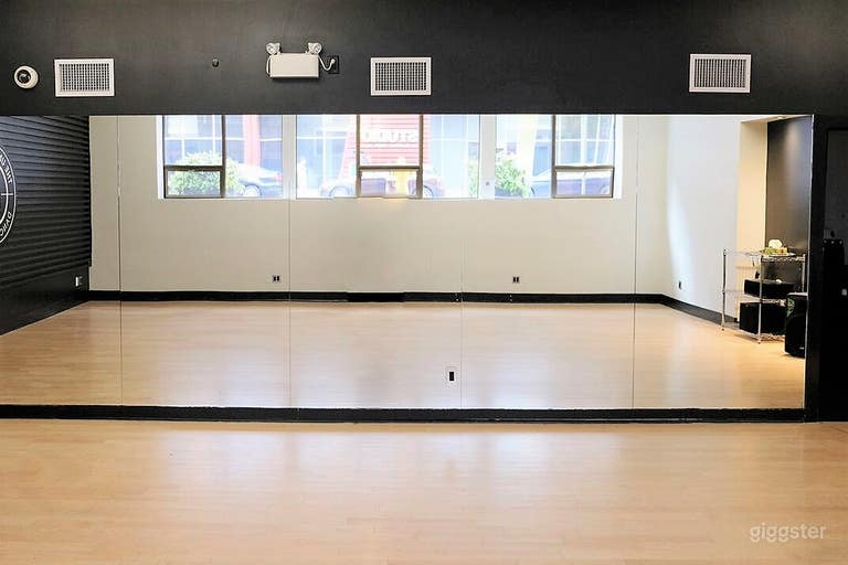  Natural Light Dance Studio 