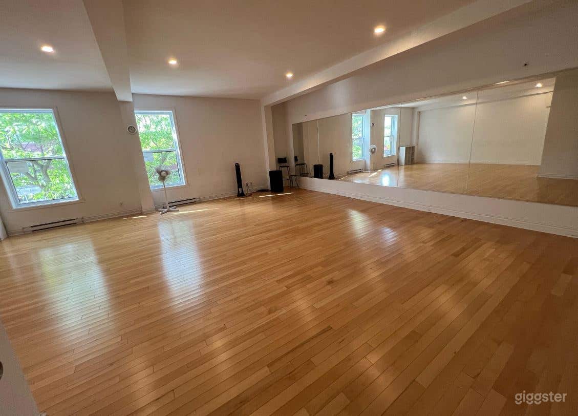  Studio B - 650 sqft Dance Studio with Full-Length Mirrors  Photo 1