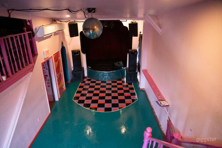  Eccentric Bushwick Bar/Venue w/ Distinctive Decor 