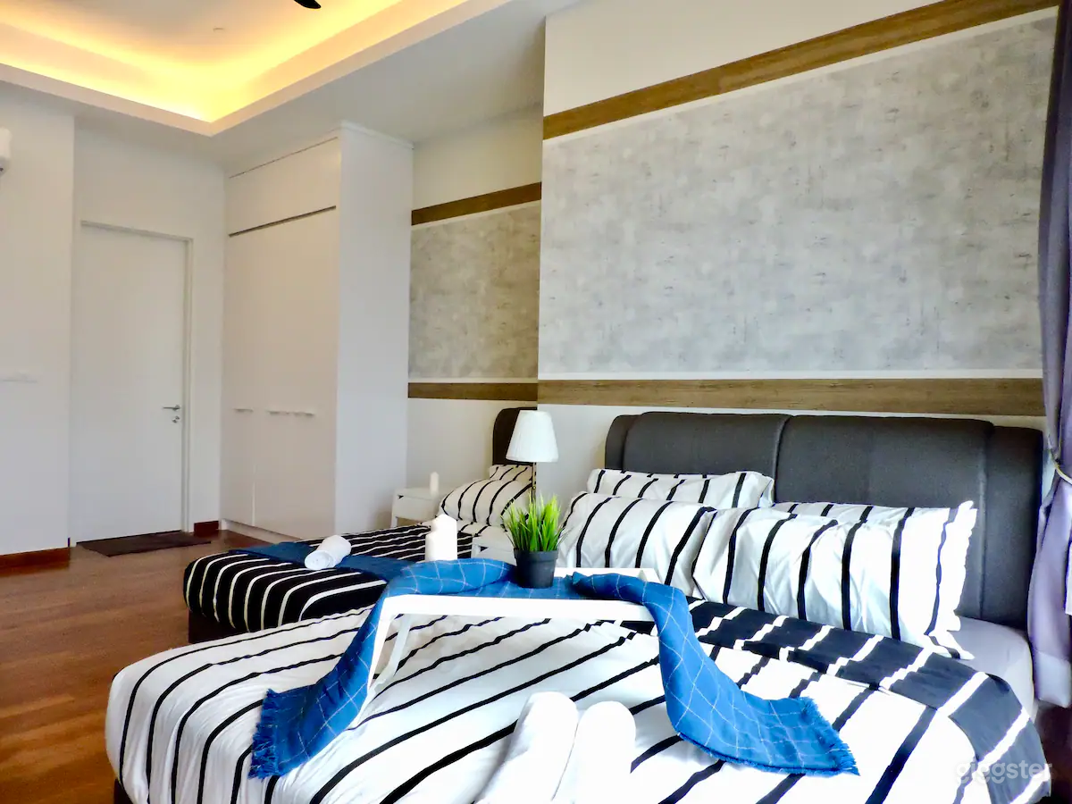 Classy Condo for filming Photo 3