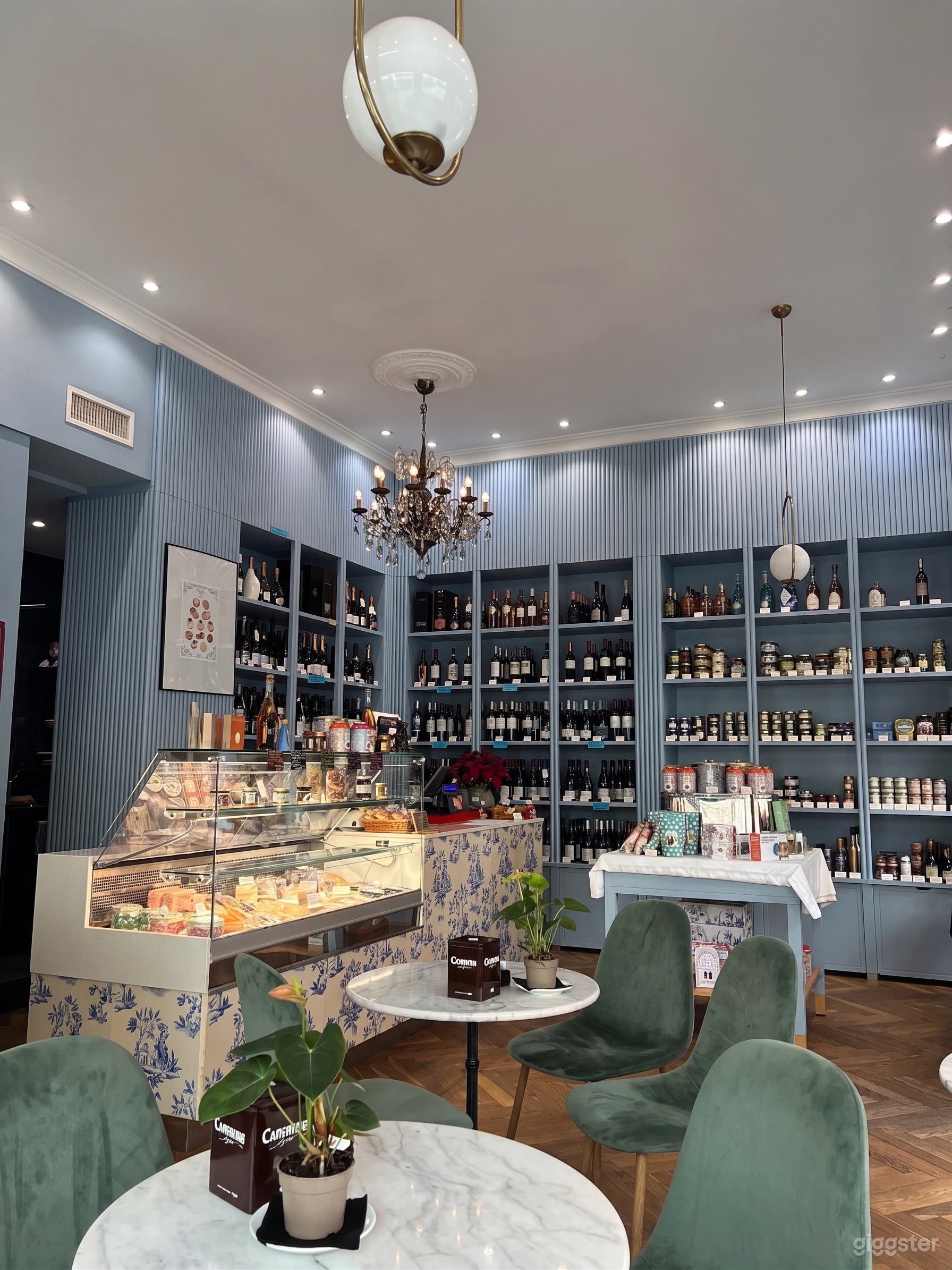 Foto di Gastronomia francese con spazio eventi elegante 4