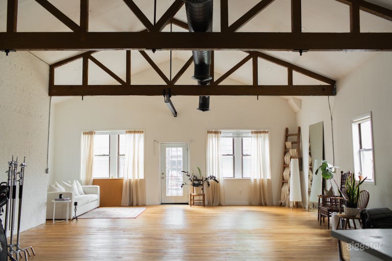  Aesthetic Creative Loft Photo Studio 