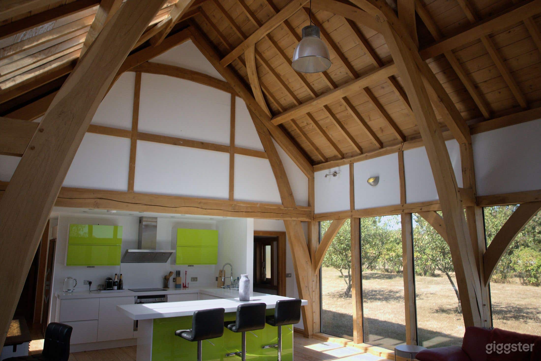 Oak-Framed Barn with Hot Tub, Sauna & 4-Acre Gardens Photo 2