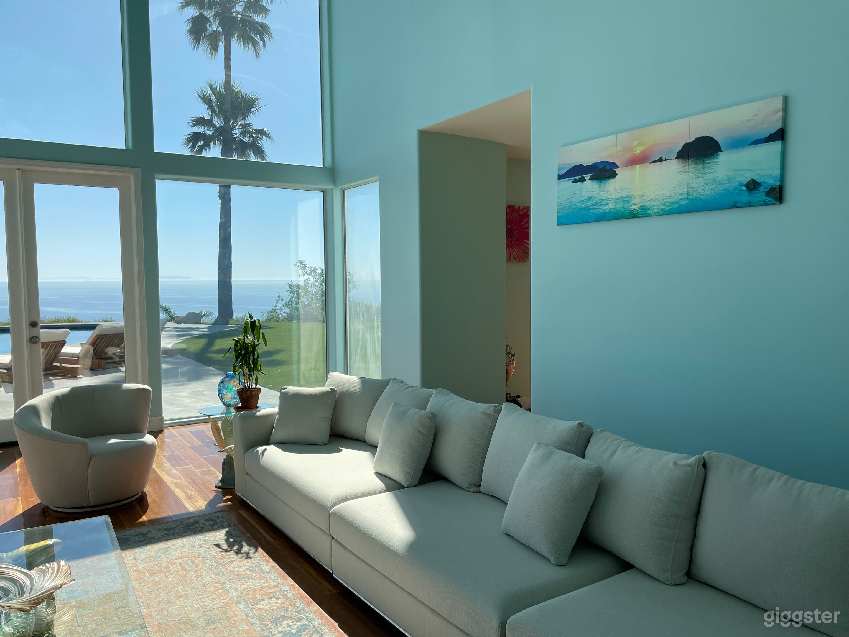 Malibu Hilltop Beauty Photo 3