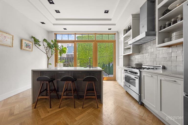  Brownstone di Brooklyn in stile Mid Century Modern 