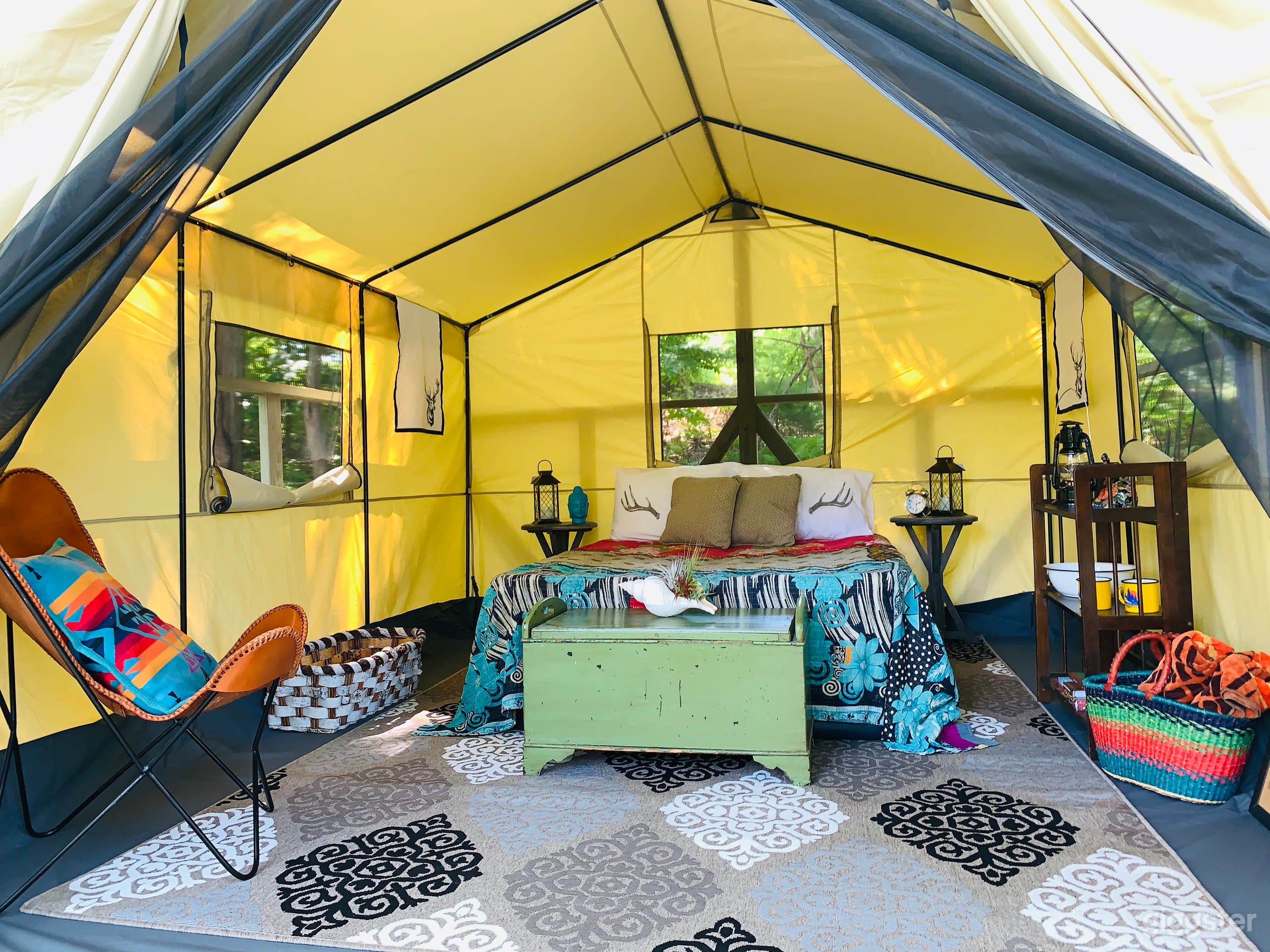 Safari tent setup