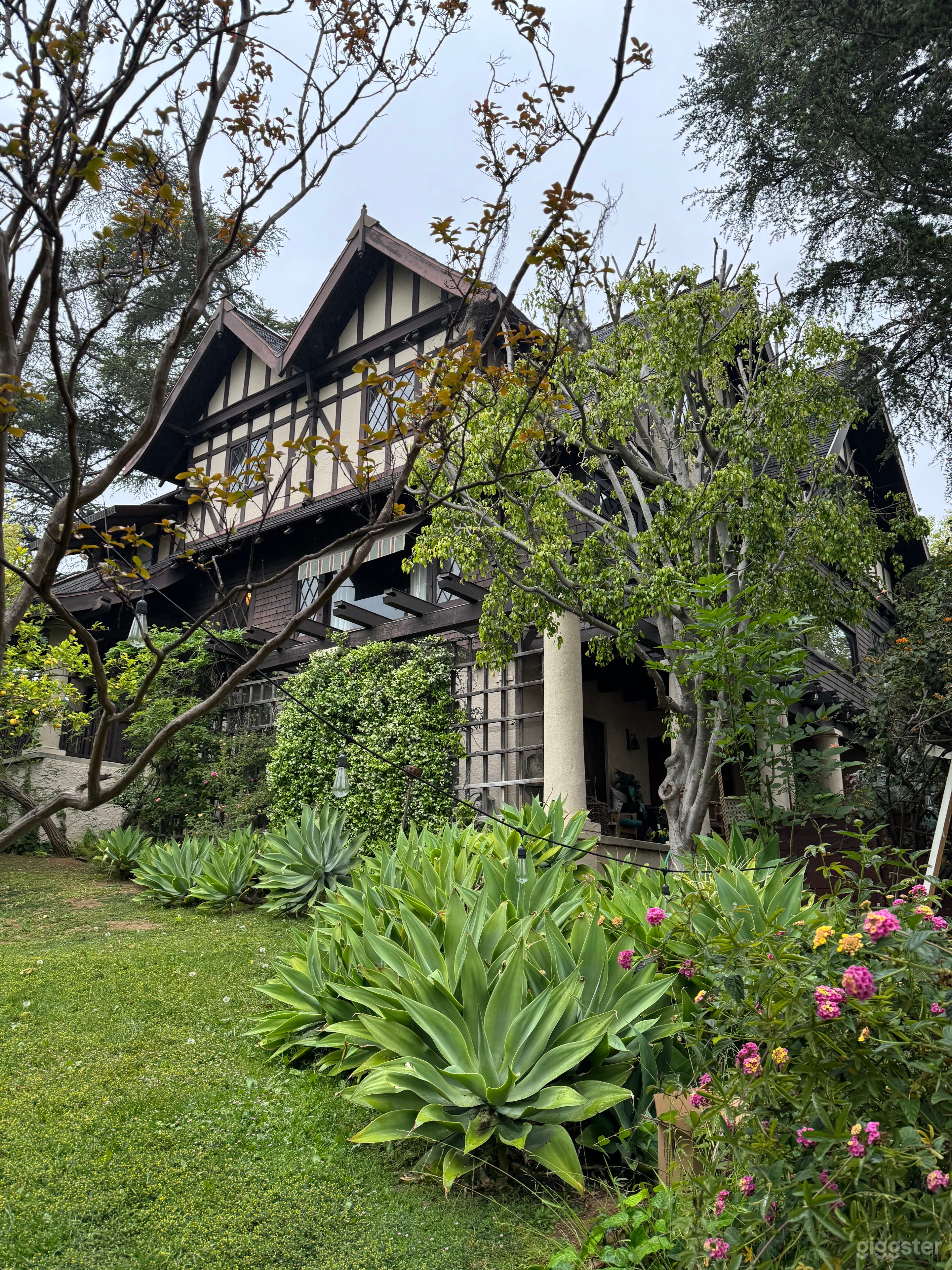 Historic 1907 Tudor Craftsman 3 Floor Manor House  Photo 2