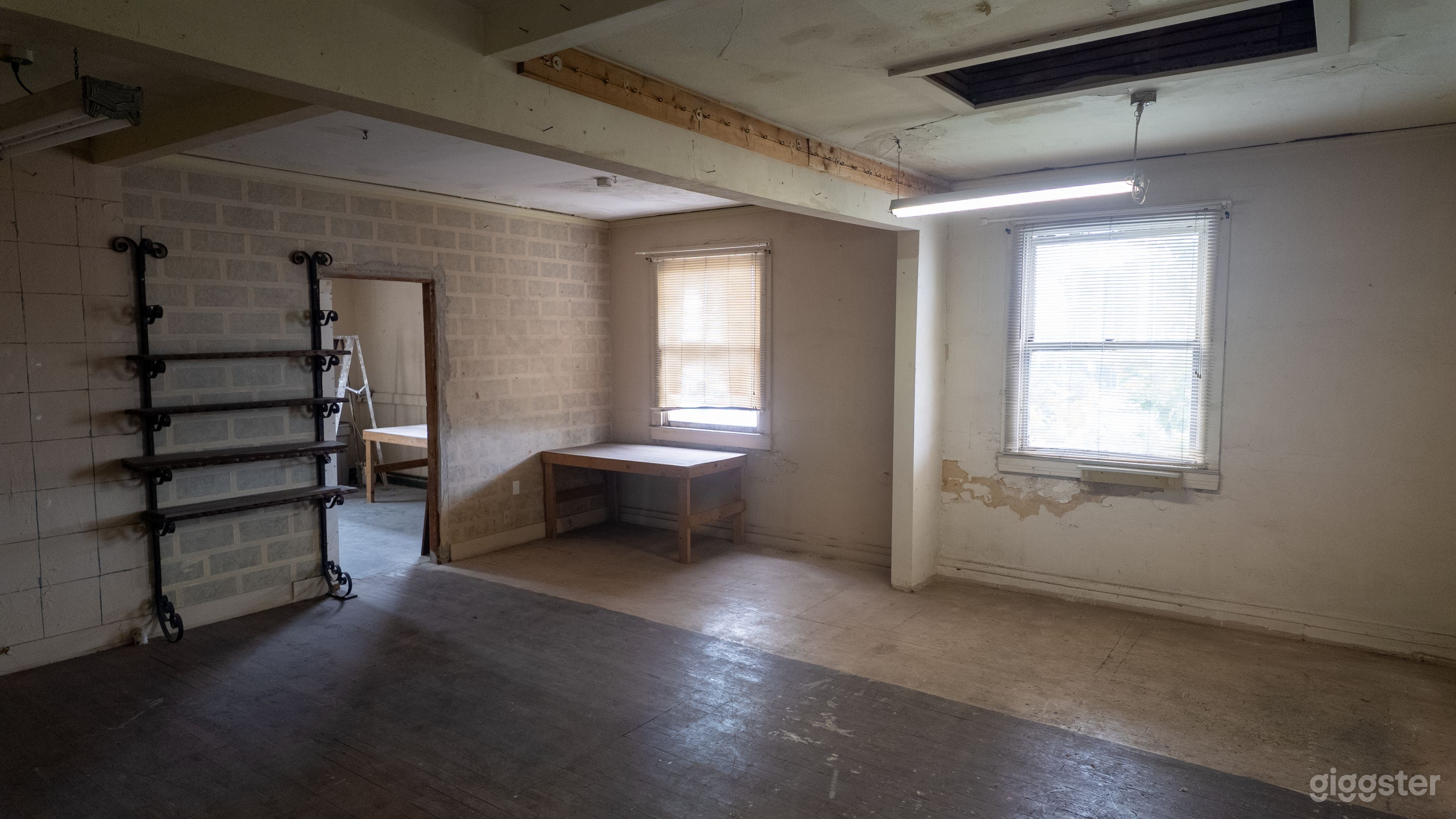 Horror Eerie 9,000 SqFt Abandoned 2nd floor Office Photo 1