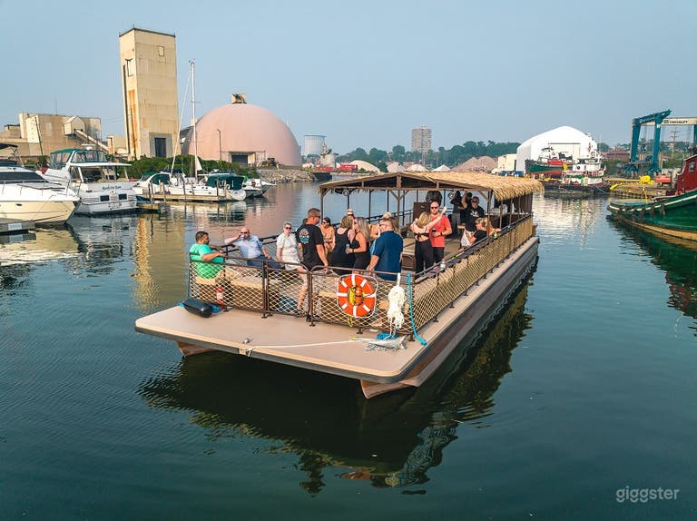  The Extra Large Tiki Barge (49 guests) 