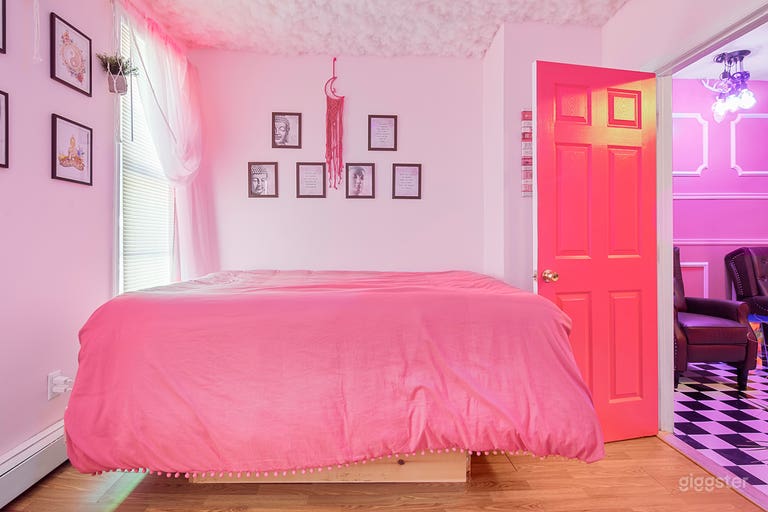  Pink Boho Zen room. Features led cloud ceiling, neon lights, swing chair and boho decor. 