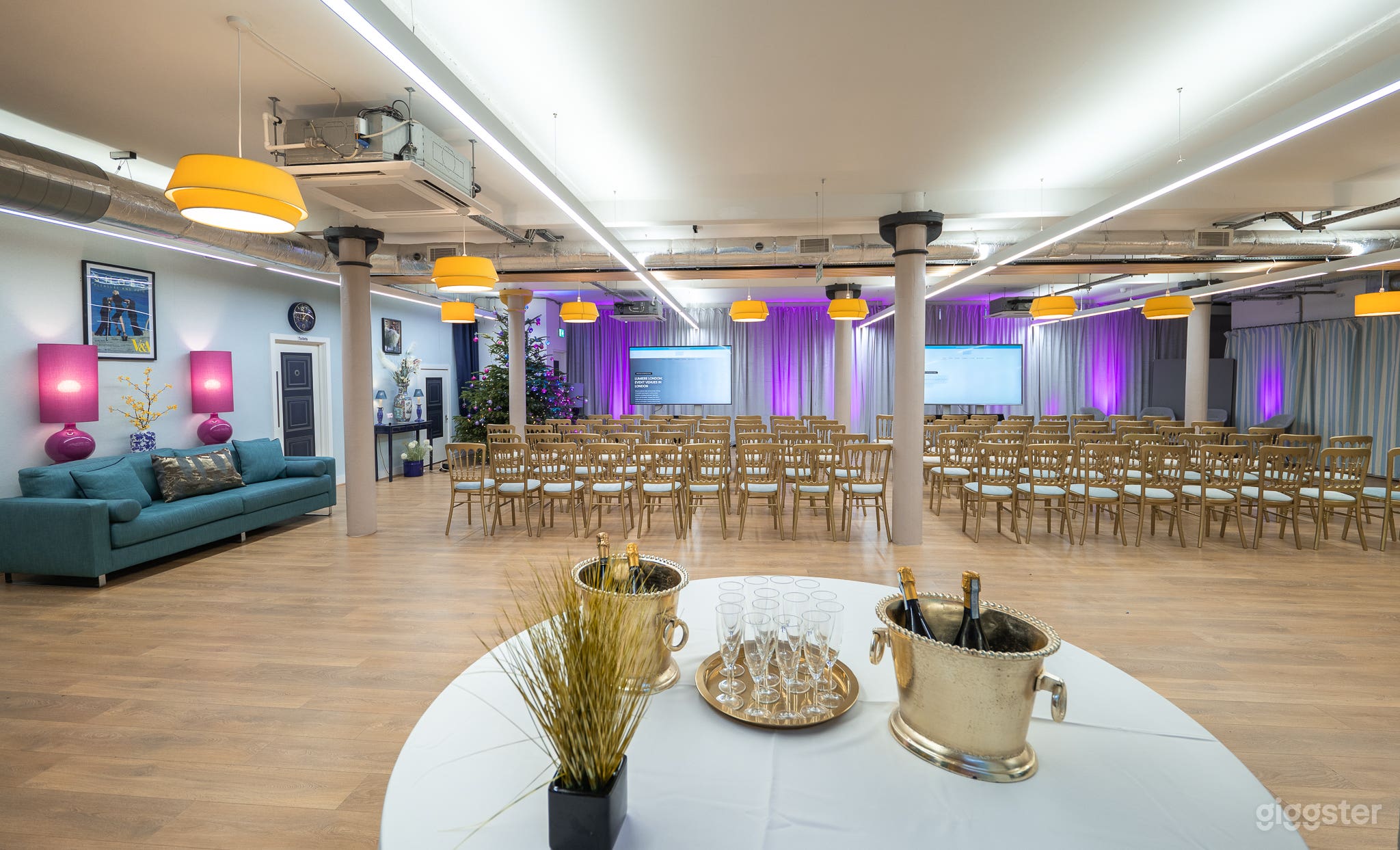 LA GALERIA LUMIERE Photo 2