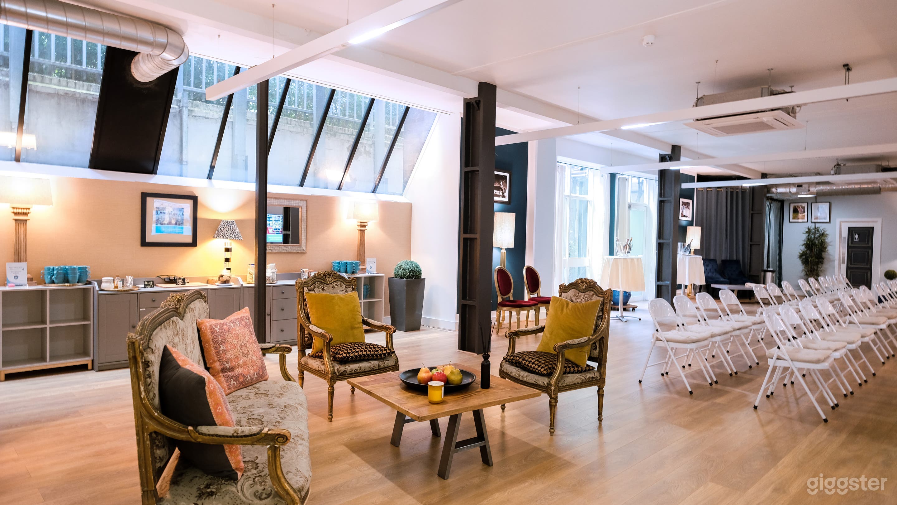 LA GALERIA LUMIERE Photo 1