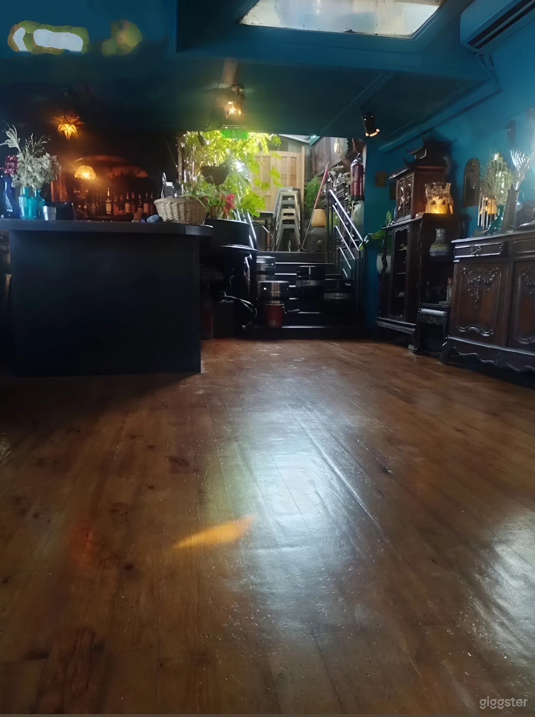 Quirky Riverside Concert & Event Boat on the Seine in Paris Photo 4