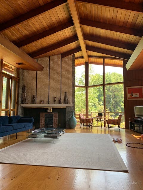 Upstate NY Mid-Century Modern House with Pond Photo 1