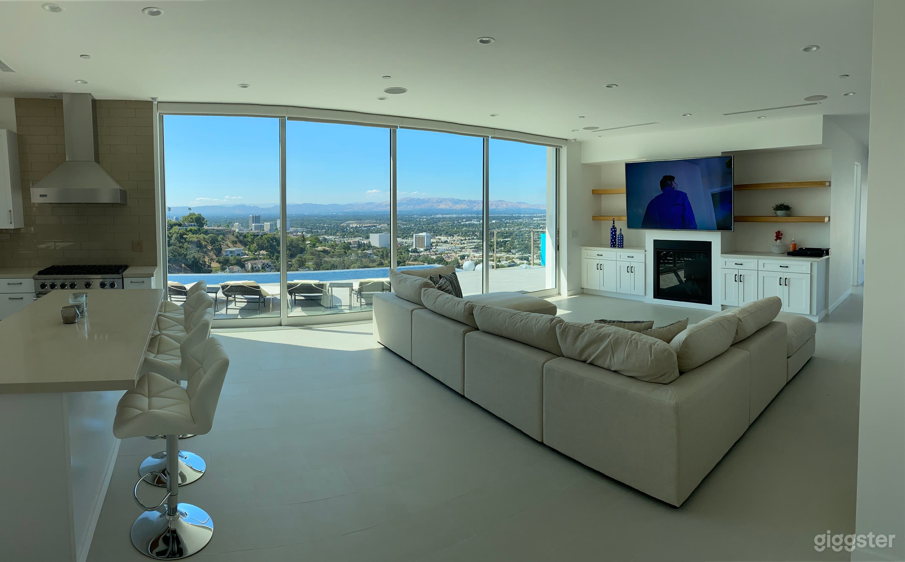 Family Room w/ Kitchen, Infinity pool and View