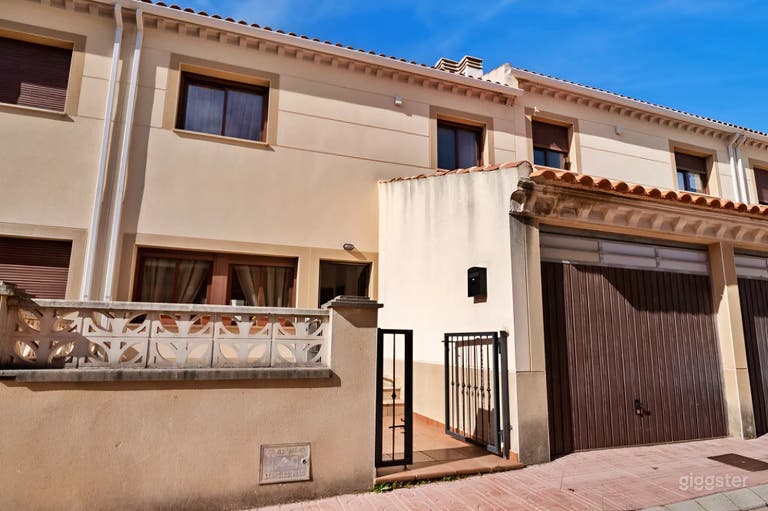  Casa Matillas | Encantador chalet con piscina y terrazas en el corazón de Bienservida 